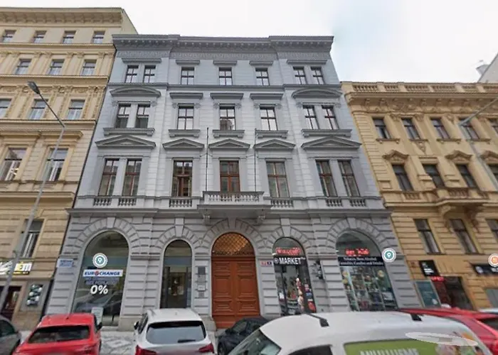 Apartment Bright Near Main Station Prague